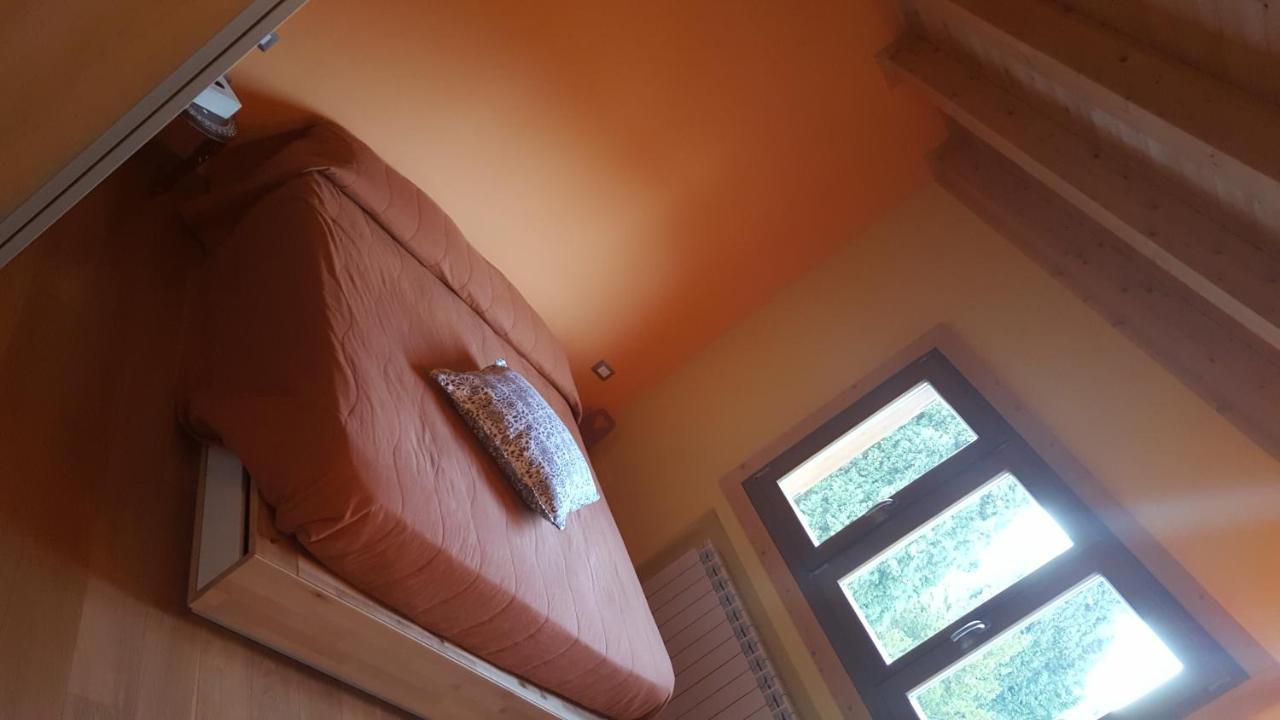 B&B Lo Chalet Di Ocre San Felice d'Ocre Exterior foto